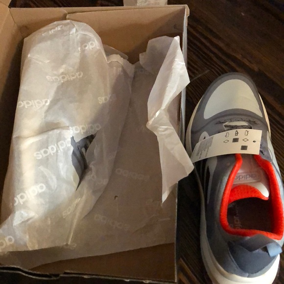 NIB Adidas Response trail 6 - Picture 3 of 6